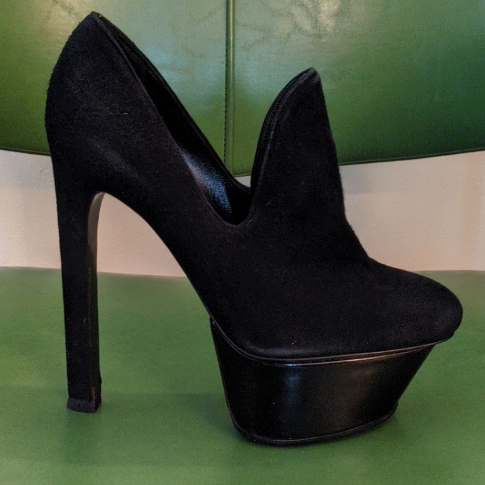 Chadwick Bell Black Suede Platform Heels